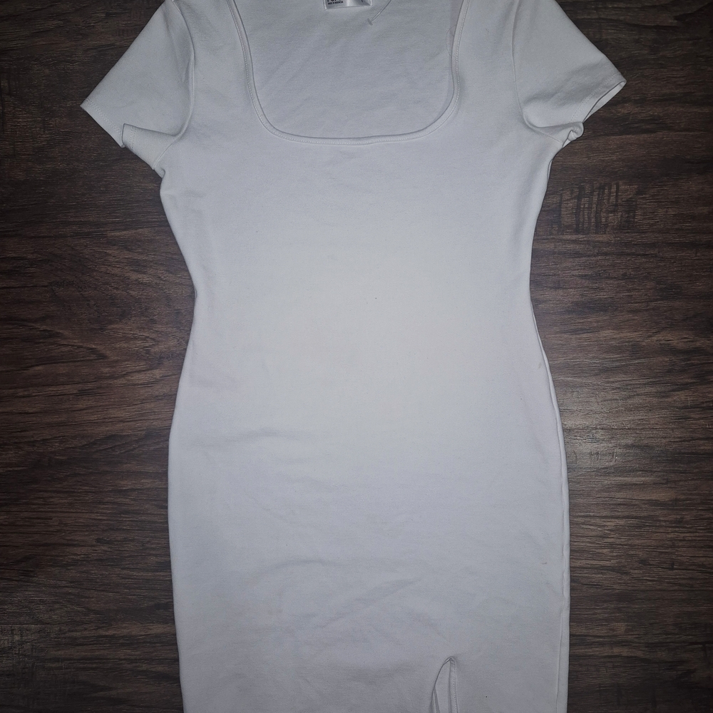 White Short Sleeve Midi Dress